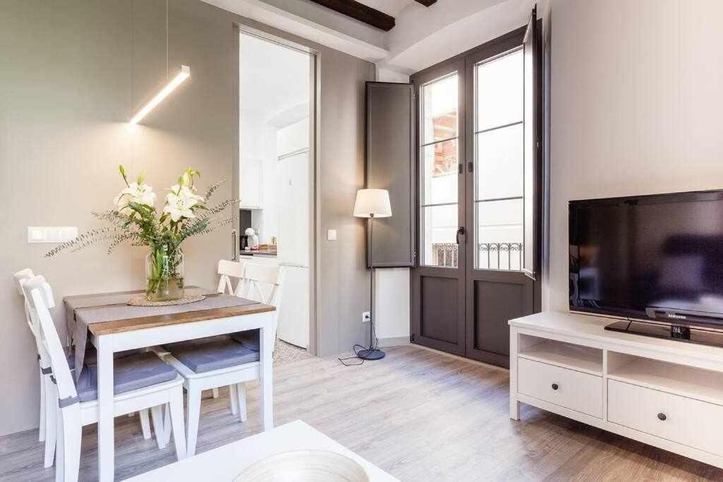 Sleep & Stay Home With Balcony Bonaventura 3 ชีโรนา ภายนอก รูปภาพ